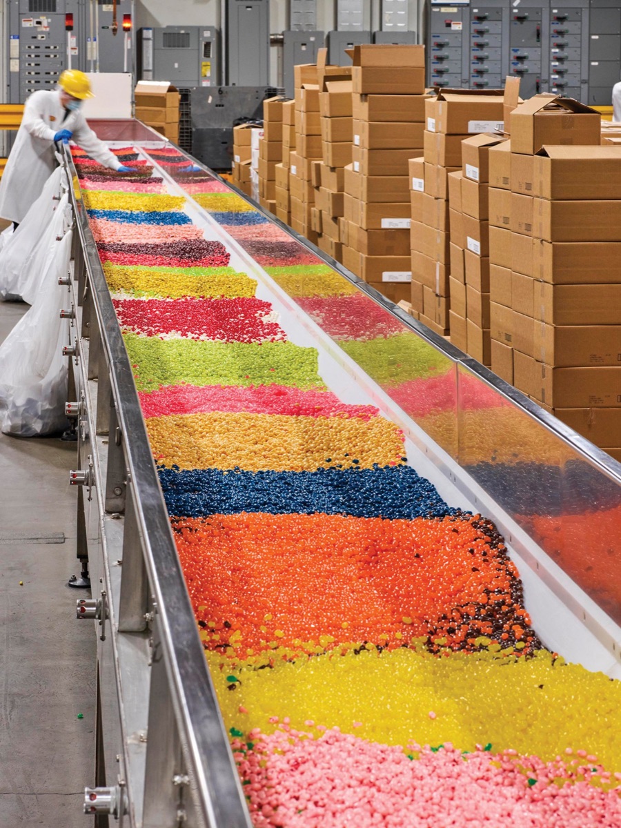 Self-guided Jelly Belly factory tour + candy train